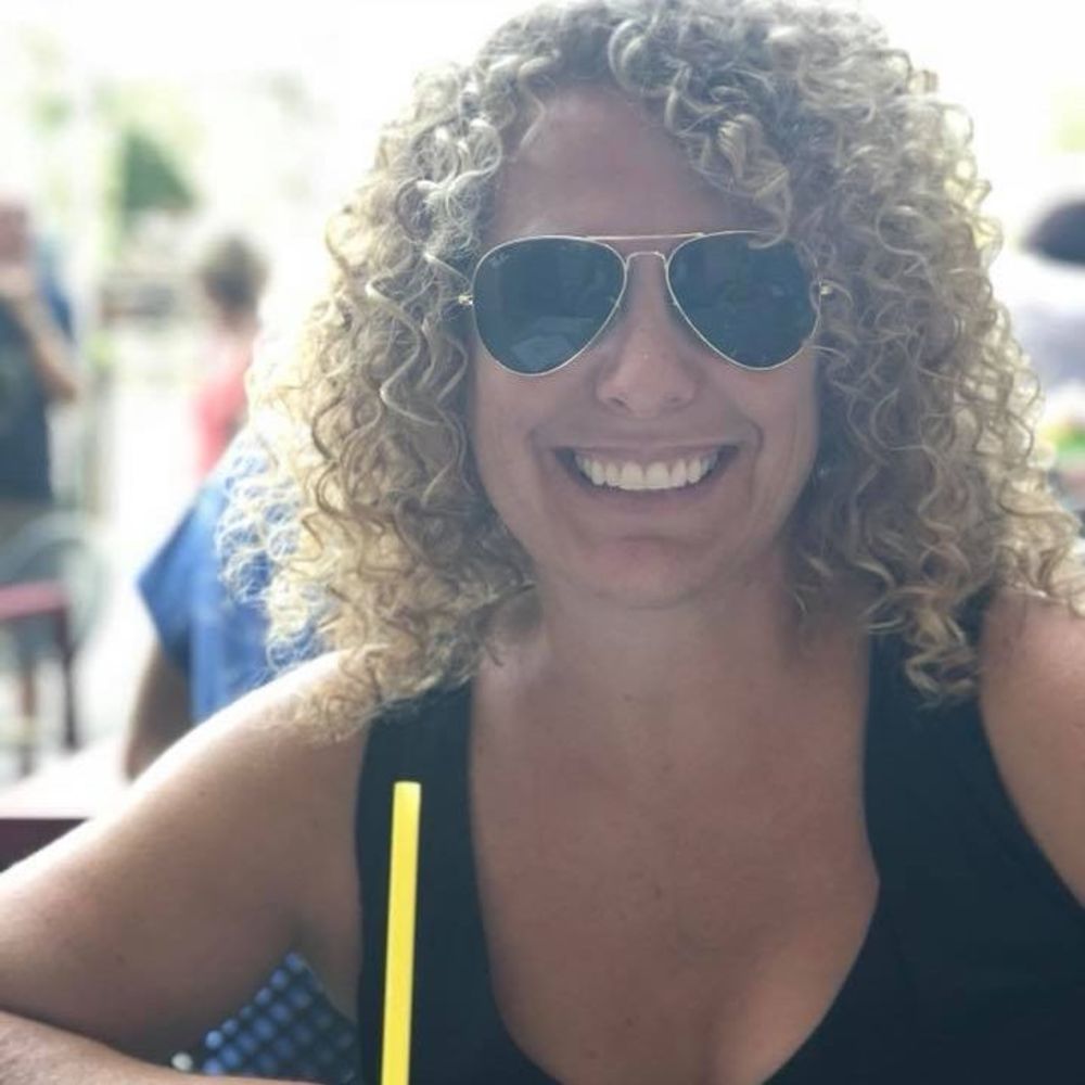 Meet your Posher, Jennifer